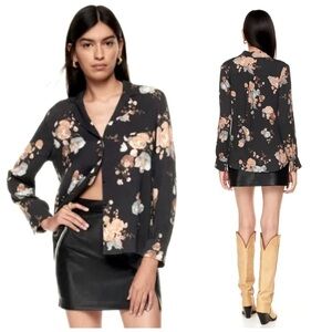 NWT Aritzia Wilfred Tulum Blouse Black Floral Crepe Button Up Top Size XS NEW